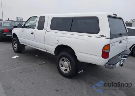 1999 Toyota Tacoma from USA, damaged, VIN 4TAWN72N9XZ467433